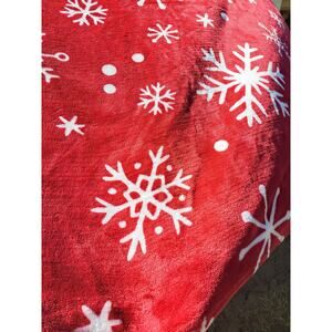 Christmas Winter Fleece Throw Blanket Red White Snowflake 60 in x 50 in